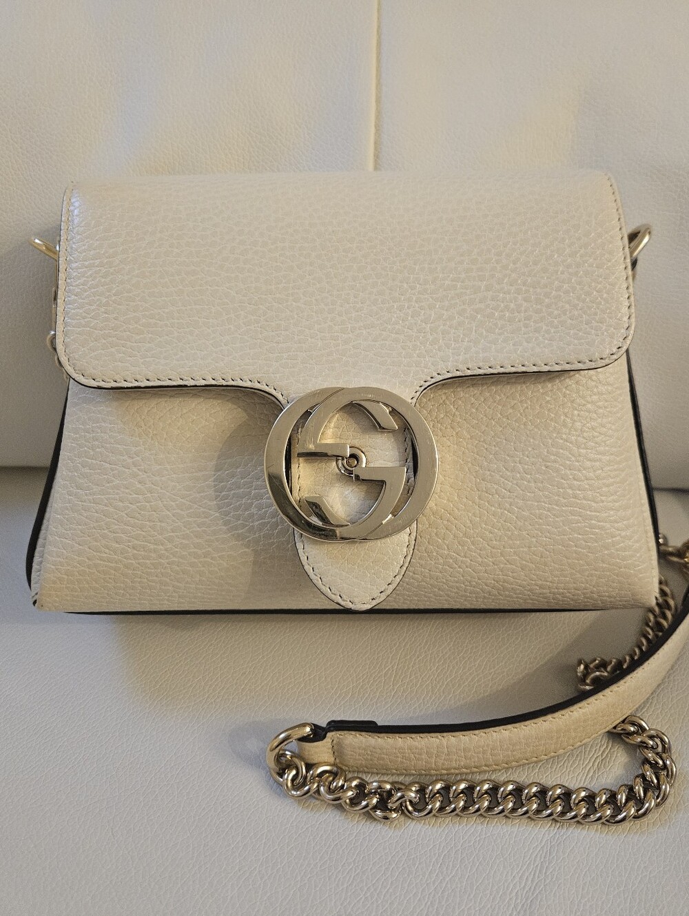 Gucci Dollar Calfskin Interlocking G Shoulder Bag – Ivory/Cream
